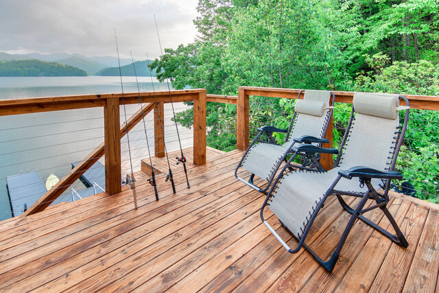 Encore Lakefront Cabin - Balcony Seating