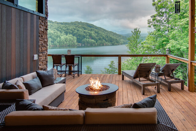 Encore Lakefront Cabin Balcony with Outdoor Firepit