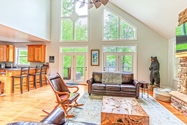 Image 5 for Idle Speed Lakefront Cabin