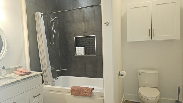 Image 12 for 1217C Deluxe Country Cabin