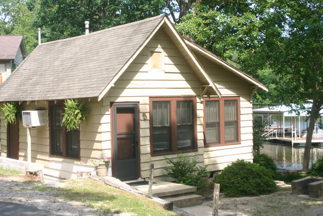 Image 23 for #05 - Lakefront Two Bedroom Cottage- Pet Friendly