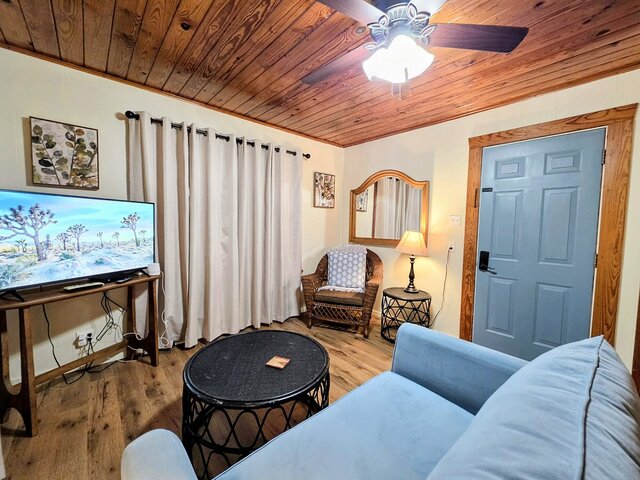 Image 1 for #07 - Lakeview One Bedroom Cabin-Pet Friendly