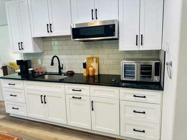 Image 6 for 1217C Deluxe Country Cabin