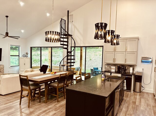 Image 23 for 1217A Deluxe Fun House