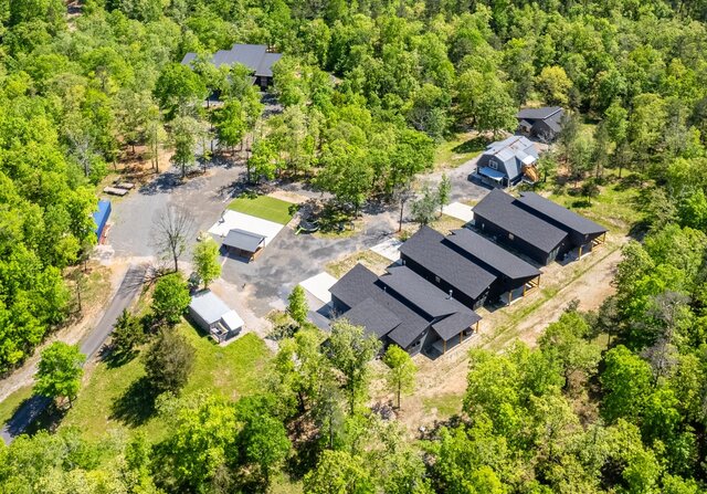 Image 23 for 1217C Deluxe Country Cabin