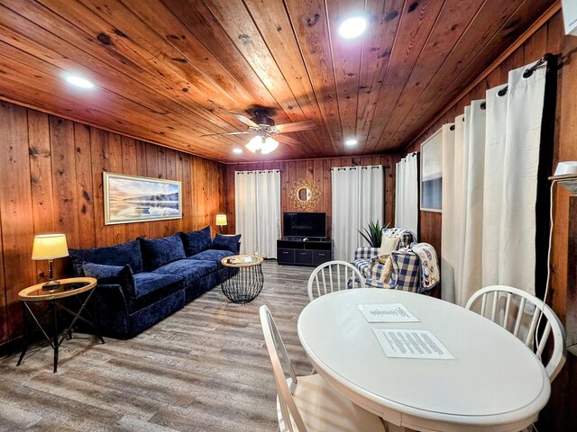 Image 17 for #01 - Unique Lakeside Experience - 1 Bedroom/2beds