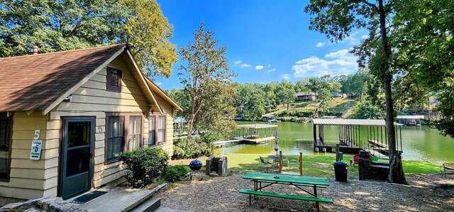 Image 22 for #05 - Lakefront Two Bedroom Cottage- Pet Friendly