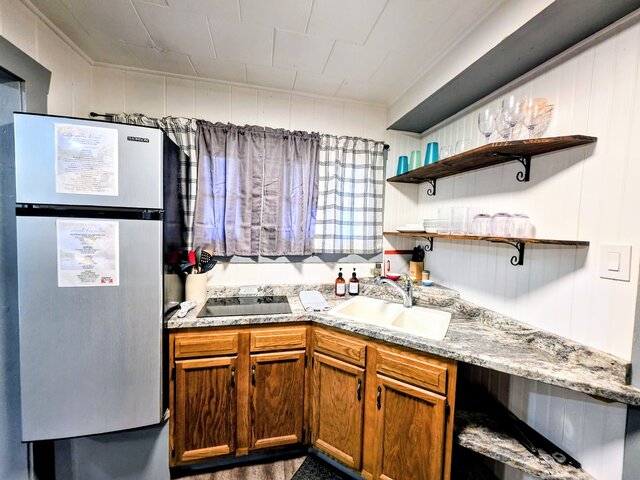 Image 15 for #01 - Unique Lakeside Experience - 1 Bedroom/2beds