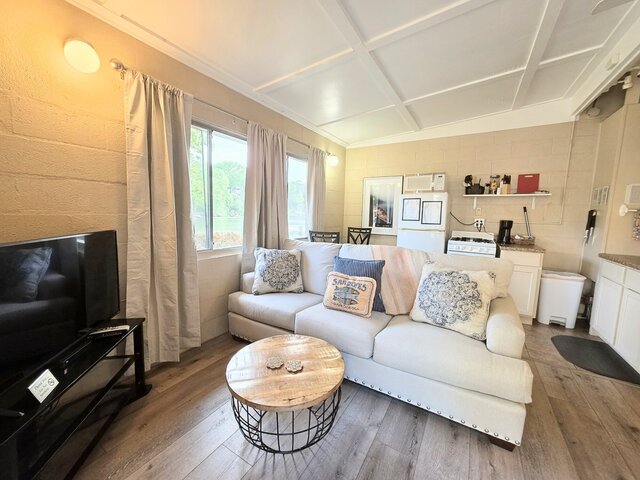 Image 1 for #03-Fantastic Lakeside Cottage-Pet Friendly