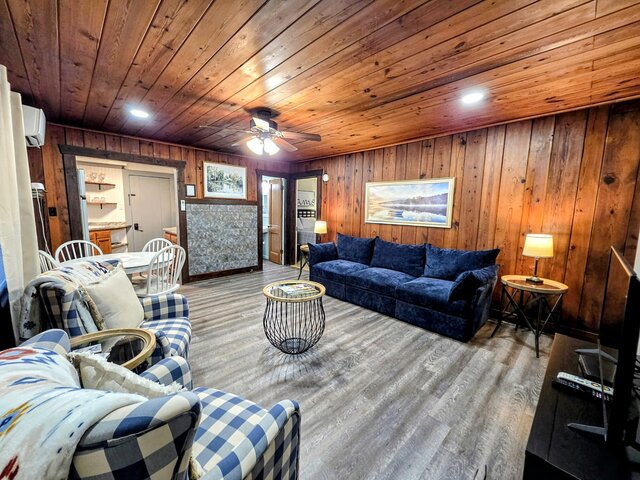 Image 10 for #01 - Unique Lakeside Experience - 1 Bedroom/2beds