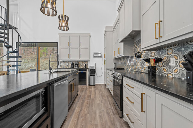 Image 10 for 1217A Deluxe Fun House