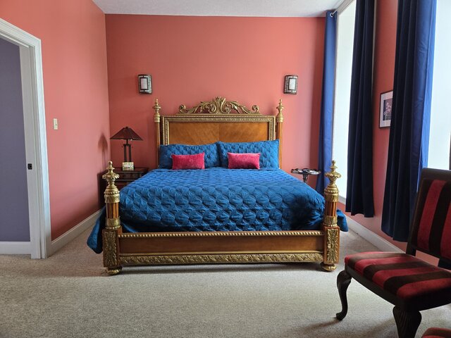 Image 10 for Empress Suite