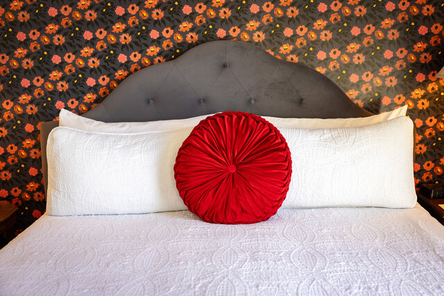 Image 3 for Rm 9, Cal-King Premier River View, 2nd Floor