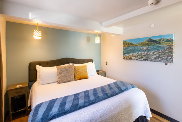 Image 2 for Rm 3, King Junior Suite, 1st Floor