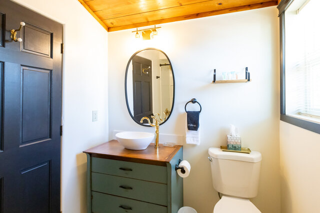 Image 6 for Rm 3, King Junior Suite, 1st Floor