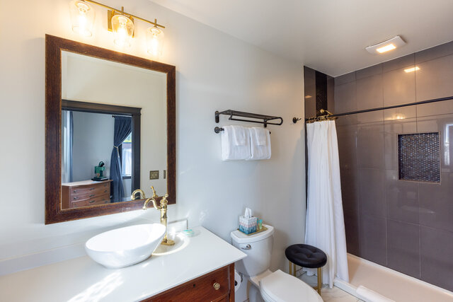 Image 7 for Rm 10, King Premier River View, 2nd Floor