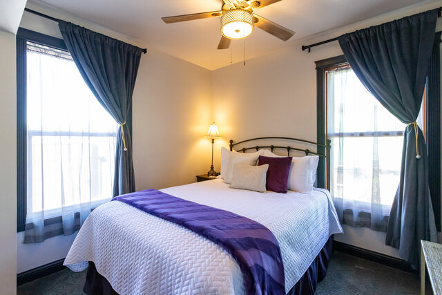 Image 1 for Rm 7, Queen Suite Mountain & River View, 2nd Floor