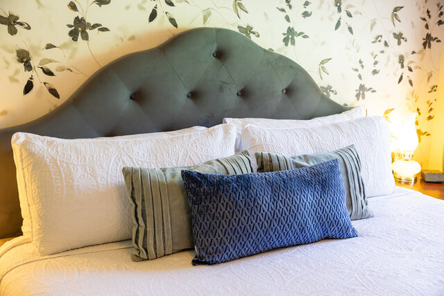 Image 3 for Rm 12, King Standard Courtyard Side, 2nd Floor