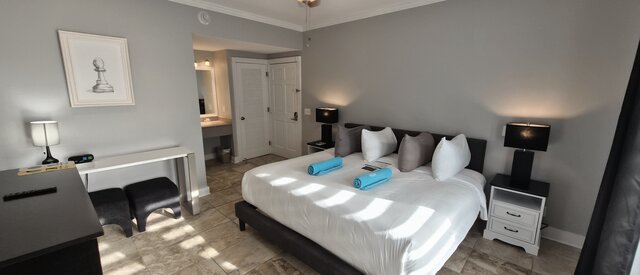 Image 1 for 43 King Size Bed