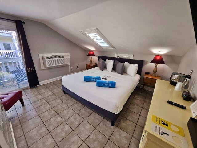 Image 1 for 28A King Size Bed