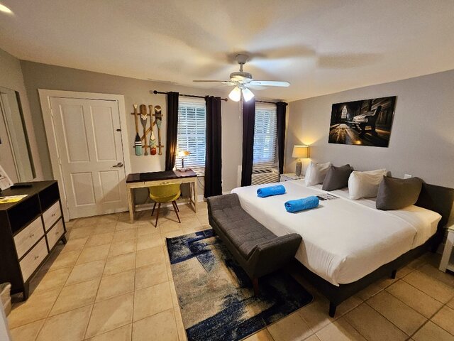 Image 2 for 21 King Size Bed