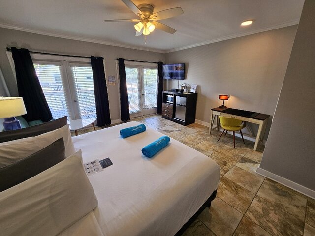 Image 3 for 44 king Size Bed