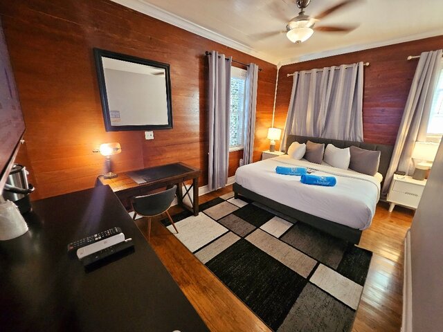 Image 5 for 27B King Size Bed
