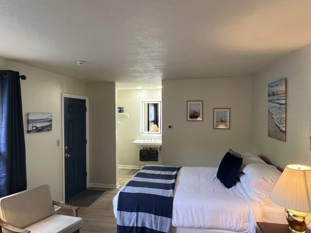 Image 4 for Oceanview 10:  1st Floor (2 Doubles)