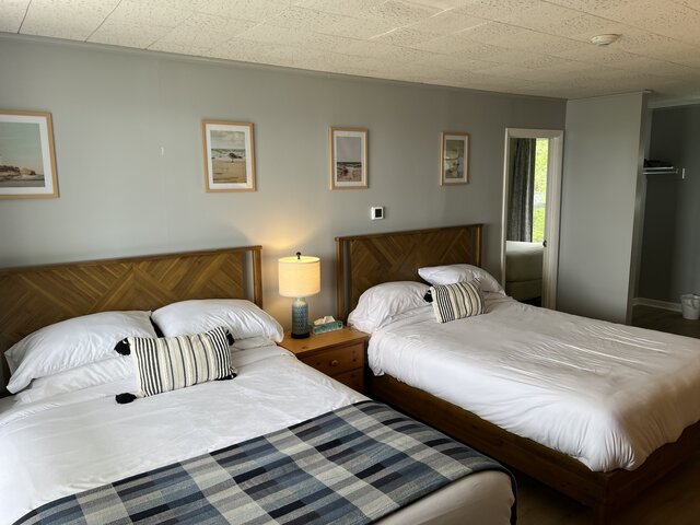 Image 15 for Oceanfront 27: 2nd Flr (2 Queens + Double)