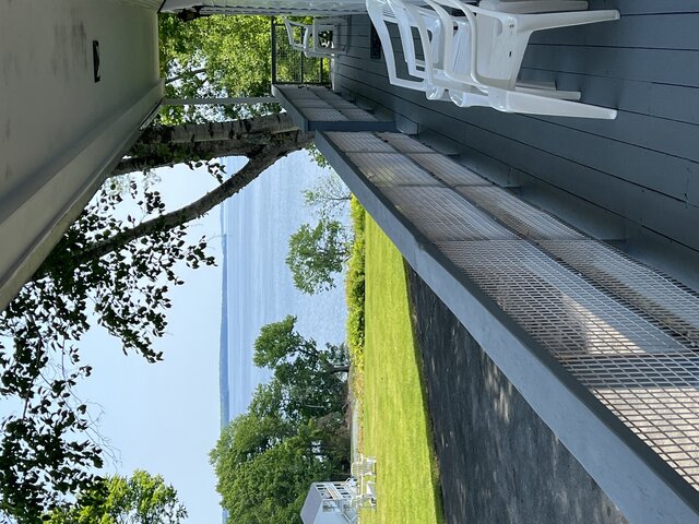 Image 7 for Oceanview 16: 1st Floor (2 Queens)