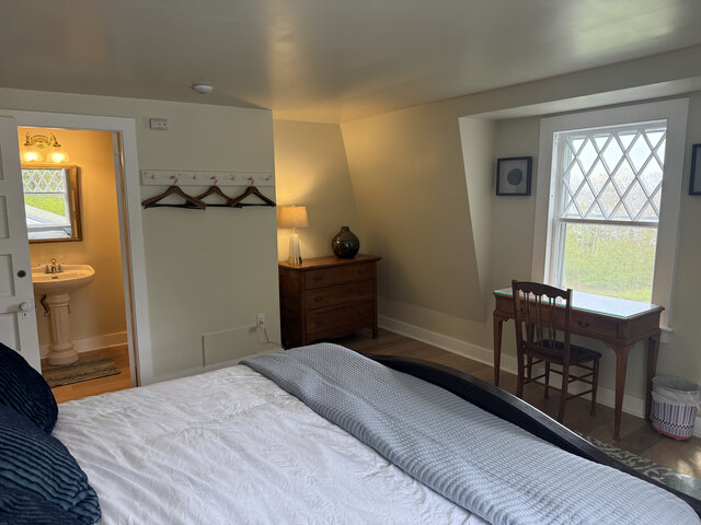 Image 6 for Inn 3: 2nd Floor (King)