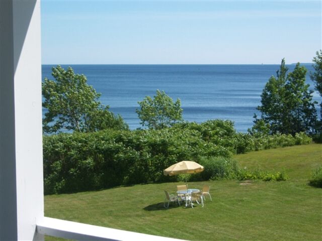 Image 2 for Oceanfront 27: 2nd Flr (2 Queens + Double)