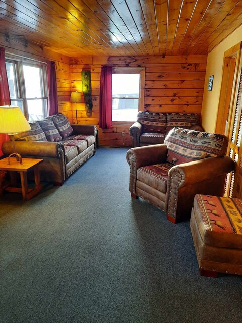 Image 3 for Lakeview #4