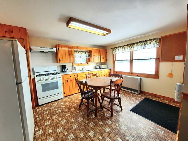 Image 2 for Lakeview #1