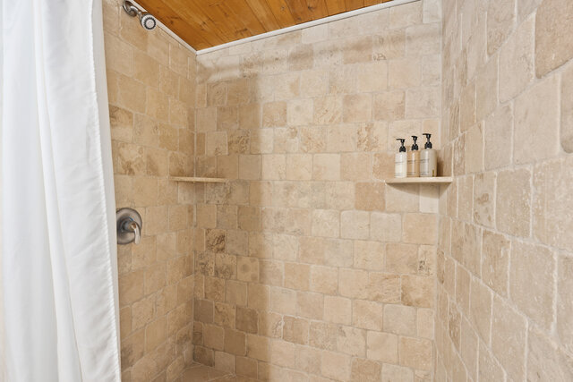 Image 12 for Coastal Cottage