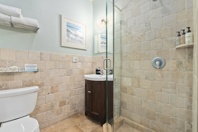 Image 7 for Room 9 (Luxury Suite Queen)