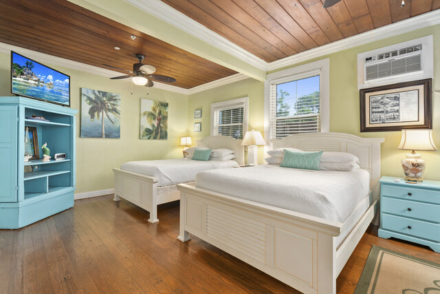 Image 2 for Key West Suite