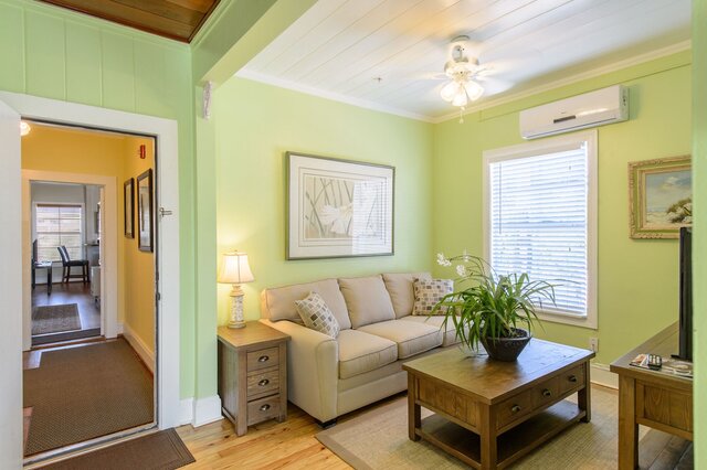 Image 4 for Santa Lucia River Suite