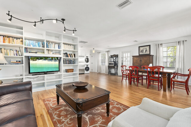 Image 4 for Oasis Cottage