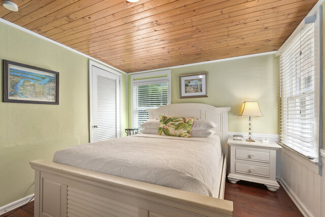 Image 7 for Coastal Cottage