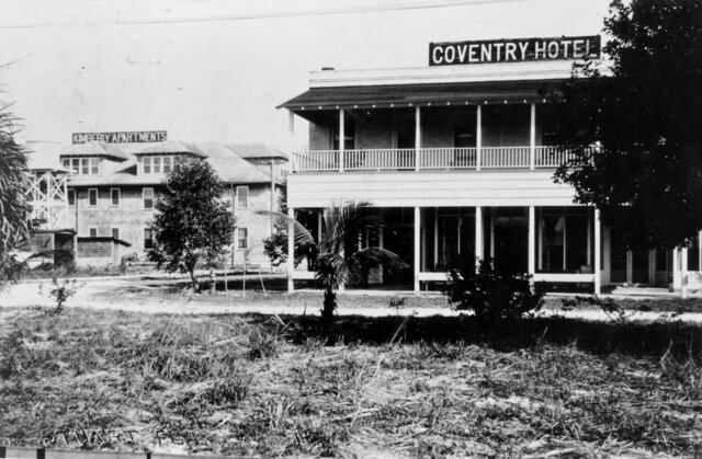 Image 7 for 01.) Free Historic Tour