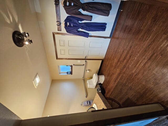 Image 2 for Windmill Suite - ADA