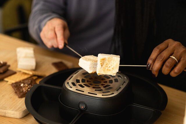 Image 2 for Indoor S'mores Kit