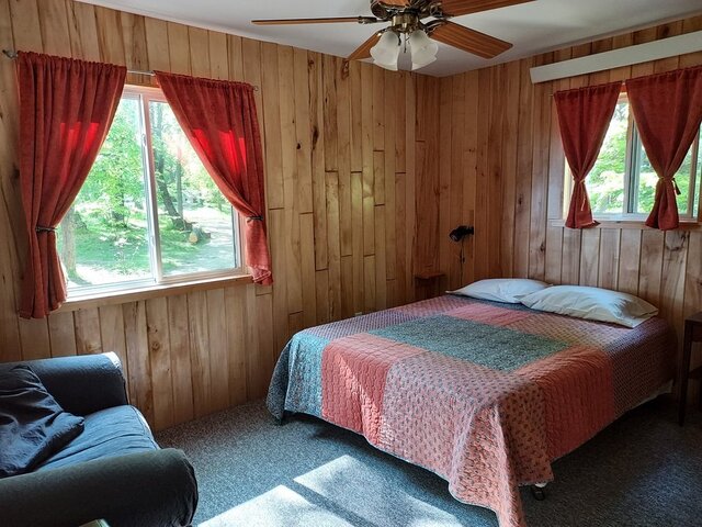 Image 3 for Cottage #8