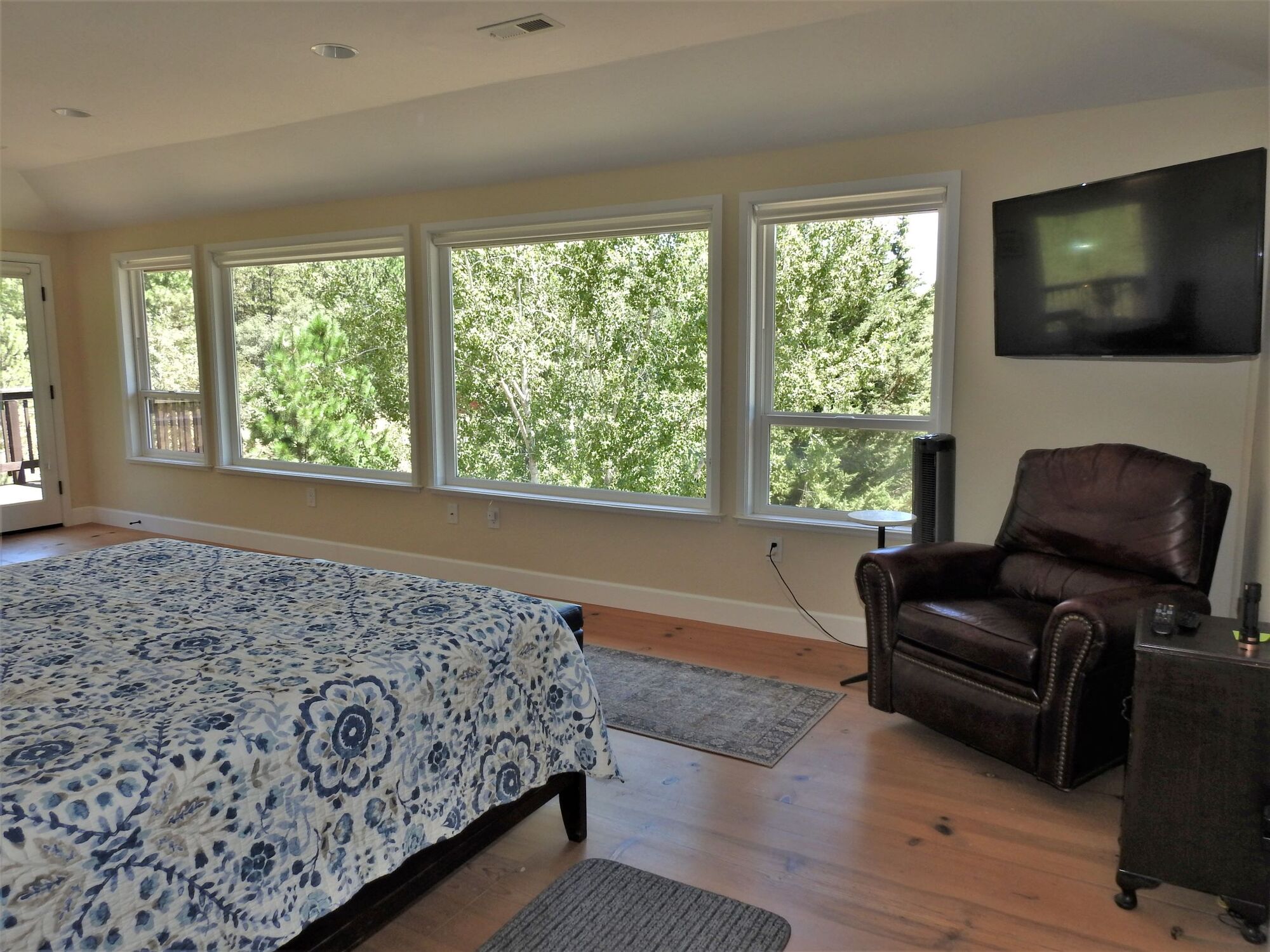 Murphys Vacation Rentals in Murphys, California Treetop View