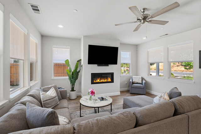 Image 2 for Blue Oak Cottage