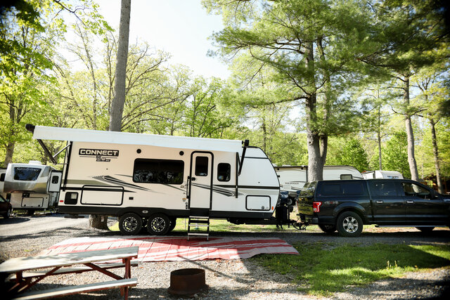 Image 1 for 57 Pull-through (Full Hookups)  30 amp, 25'