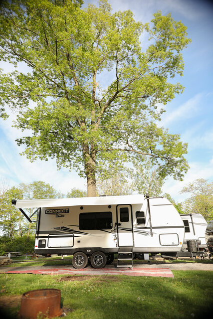 Image 3 for 65 Pull through (Full Hookups)  30/50 amp, 60'