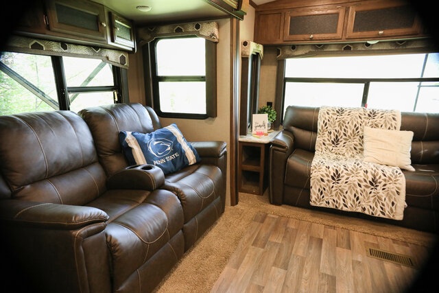 Image 10 for 21 Scenic Camper Rental