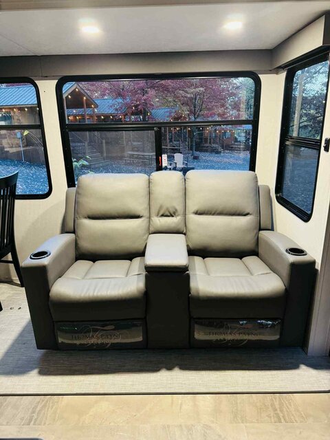 Image 16 for 82 Private 2 bedroom, 2 bath Coachman